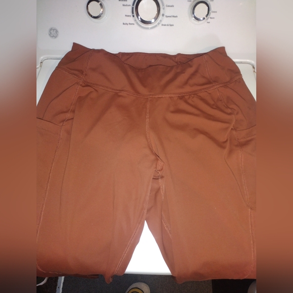 Scrub sets - Picture 3 of 10